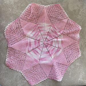 VINTAGE HANDCROCHETED TABLETOPPER/DOILEY Pink And White 12”